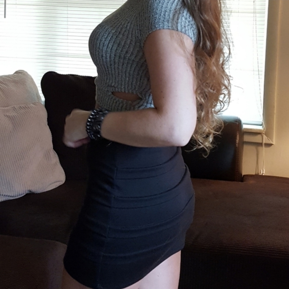 Black Mini Skirt - Picture 4 of 9